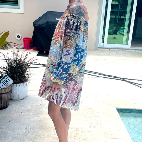 Umgee s light weight off the shoulder Paisley dress never been worn tag still on - Picture 3 of 6